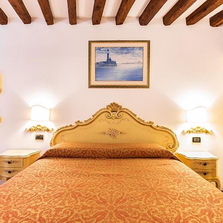 Apartamento Ca' Pinelli Venecia Exterior foto