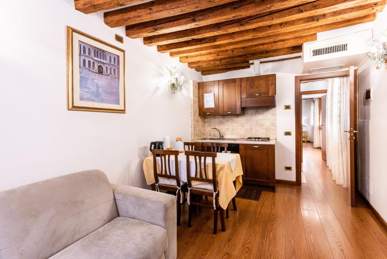 Apartamento Ca' Pinelli Venecia Exterior foto